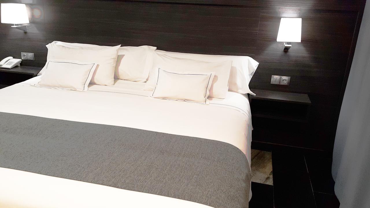 Hotel Tasiast ヌアディブ エクステリア 写真