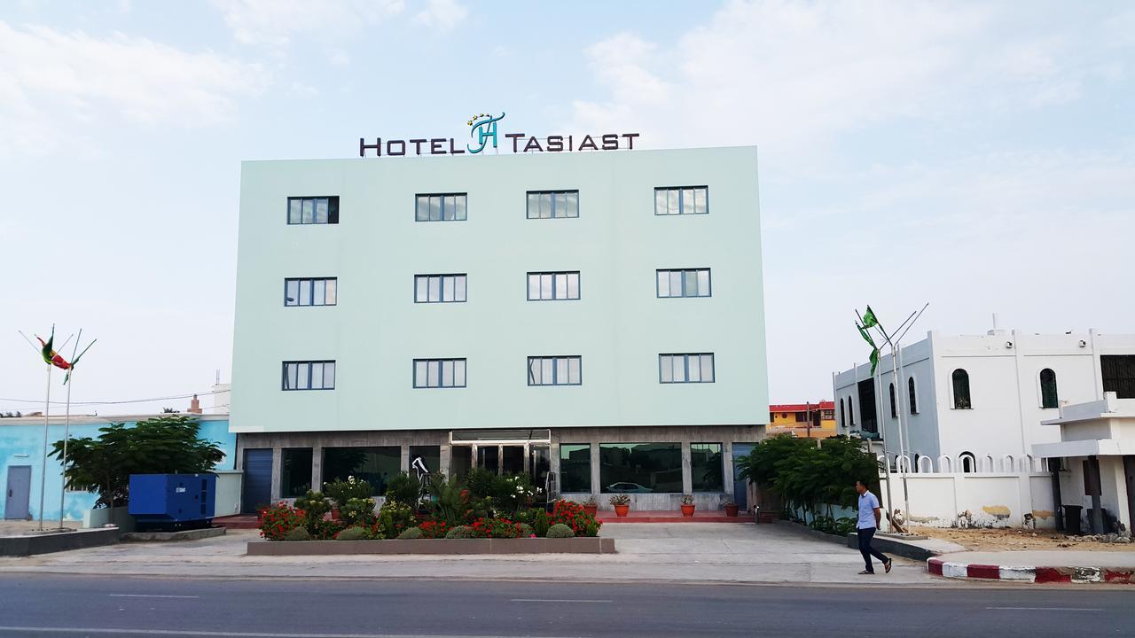 Hotel Tasiast ヌアディブ エクステリア 写真